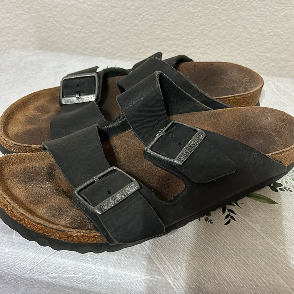 Sandals - Picture 5 of 8